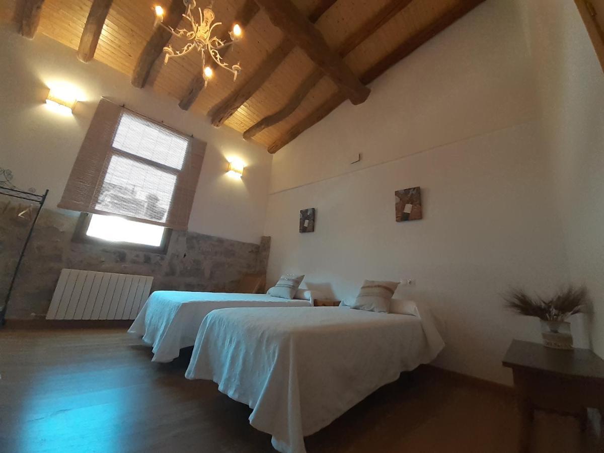 Bed and Breakfast Casa La Foradada Corbera Экстерьер фото